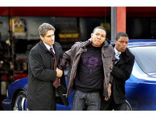 EPISODE 9 自動車業界の老人/小さな犠牲者 HOME INVASION/DRIVE‐BY