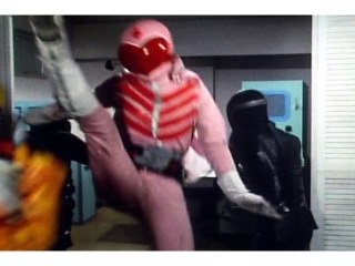 第57話 黒い包囲網!五つの顔のペギー