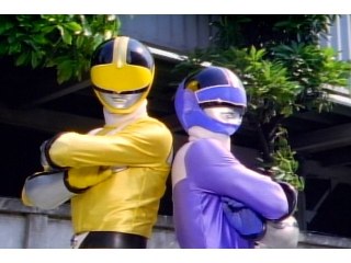 #24 黄色、時々青