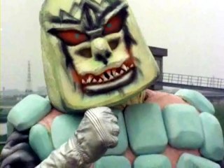 第40話 あっ人間が溶ける!石けん怪人出現