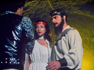 #18 破壊しても立ち上がる赤目の戦闘機械人