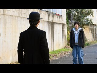 #22 白い仮面の男