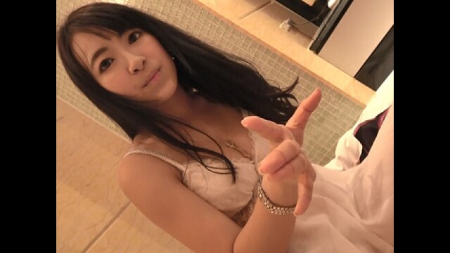 セクシーアイドルの衝撃映像初公開!素顔のあやね遥菜を見て下さい