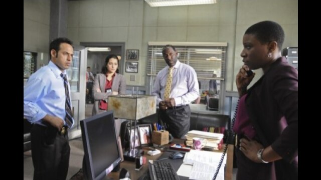 EPISODE 1 薬局殺人/貨車の死体 PILOT