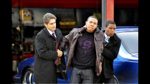 EPISODE 9 自動車業界の老人/小さな犠牲者 HOME INVASION/DRIVE‐BY