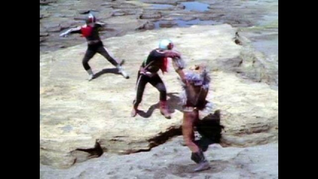 第34話 危機一発!キバ男爵対三人ライダー