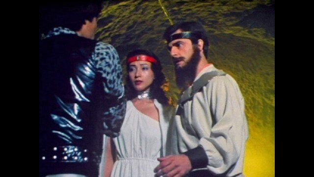 #18 破壊しても立ち上がる赤目の戦闘機械人