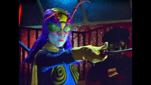 第8話 怪異!蜂女