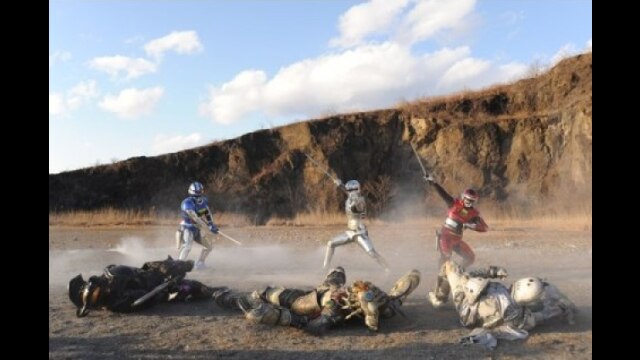 映画「仮面ライダー×スーパー戦隊×宇宙刑事 スーパーヒーロー大戦Z」特報