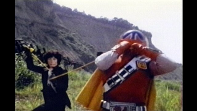 第22話 赤い大逆転!!自爆軍団を攻撃せよ