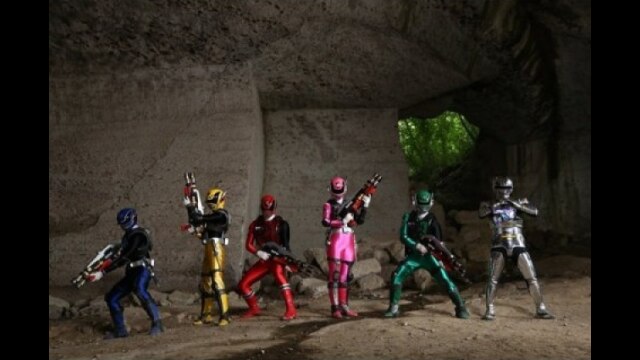 スペース・スクワッド ギャバンVSデカレンジャー