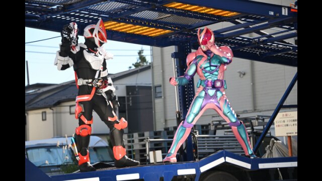 仮面ライダーギーツ×リバイス MOVIEバトルロワイヤル