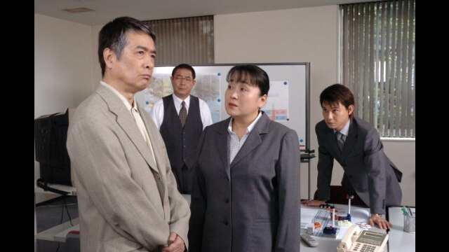 第4話 目撃者ゼロ!? 真夜中の事故は不倫心中か…手がかりは赤い交差点に! 豪快たま子が真実に迫る