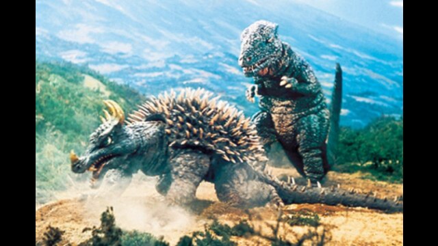 怪獣総進撃