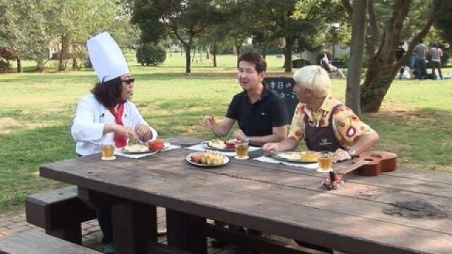 #7 アウトドアでキーマカレー＆ナン × 泉 麻人