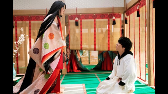 十二単衣を着た悪魔