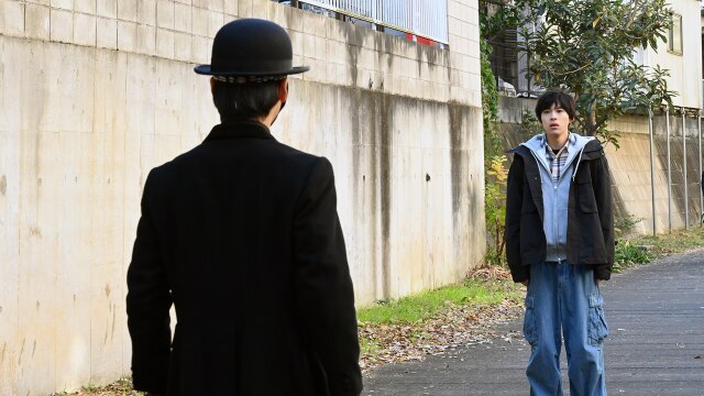 #22 白い仮面の男