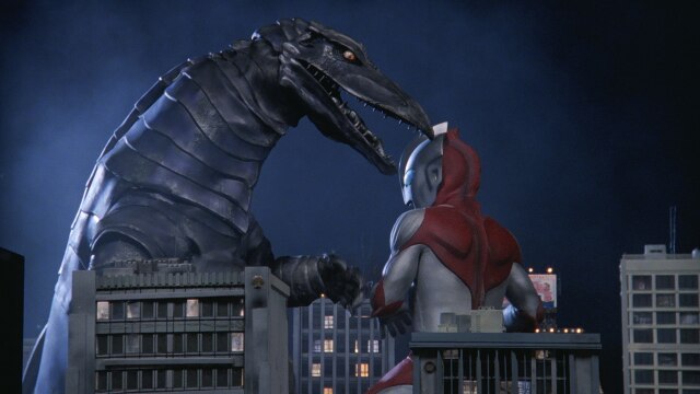 第4話 闇からの使者